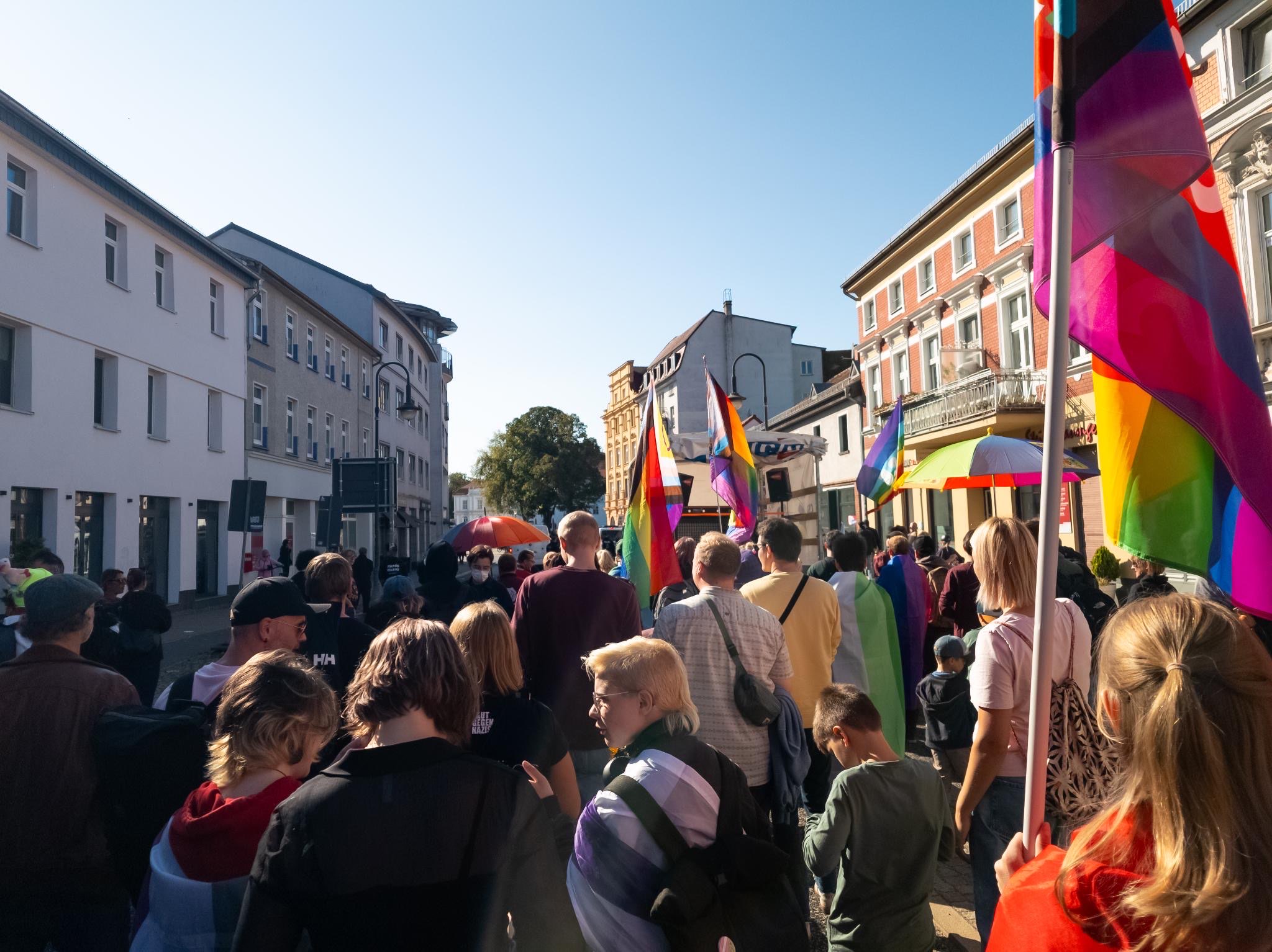Die Gr ne Jugend Beim CSD Oberhavel Und Festival F r Vielfalt Und 